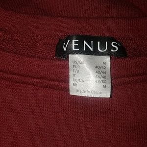 VENUS Sweaters - Sweater VENUS Sweaters - Sweater
